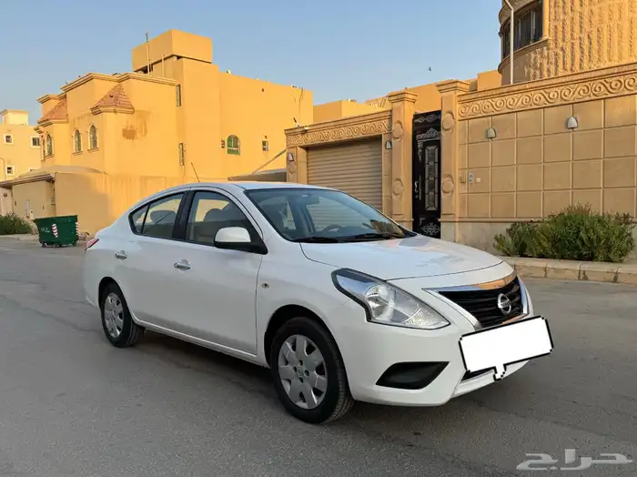 نيسان صني. 2022 1