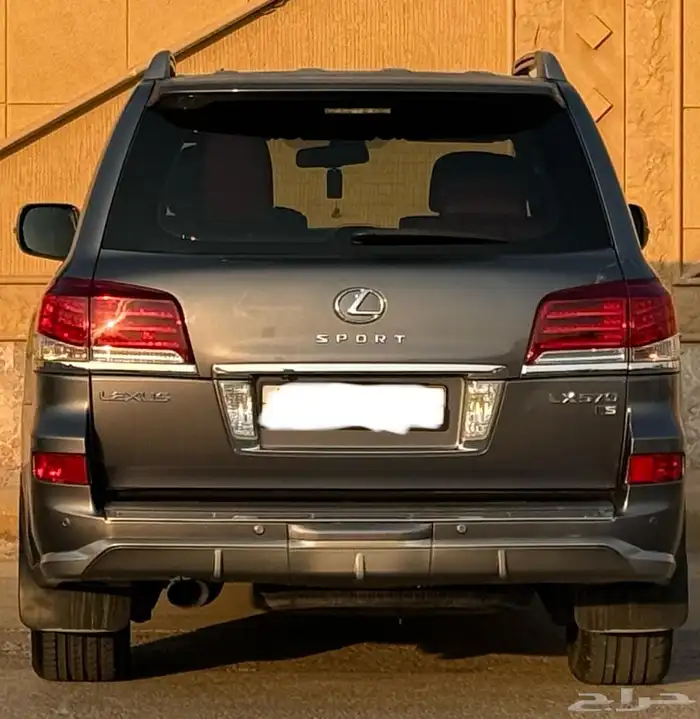 لكزس LX570 فل 2014 سعودي 4