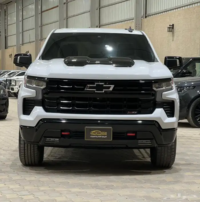 شيفروليه سيلفرادو موديل 2023 2