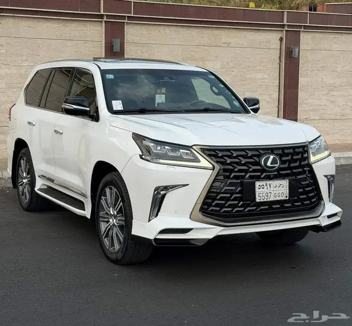 لكزس 2017 LX570 فل DD سعودي 4