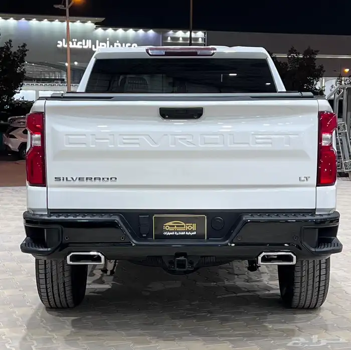 شيفروليه سيلفرادو موديل 2023 4