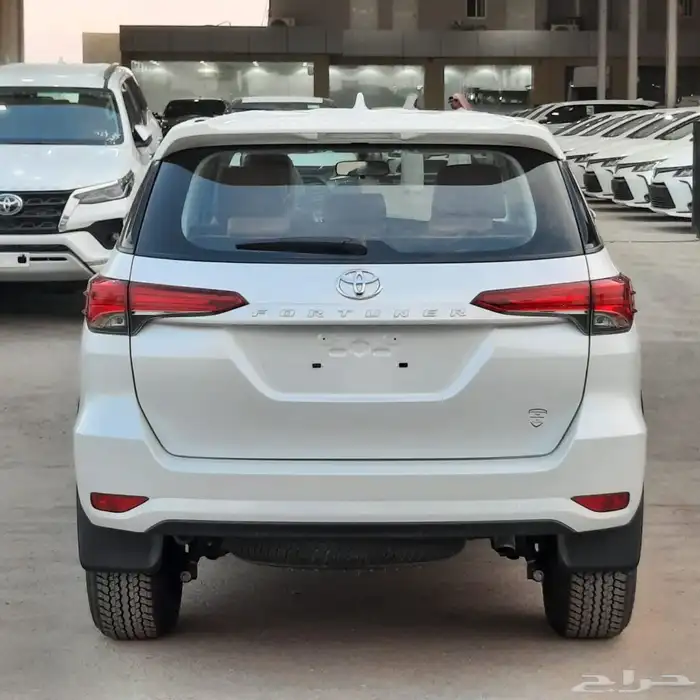 تويوتا فورشنر 2025ديزل مكينه 2.4 بريمي السعر 138شامل الضريبه 6