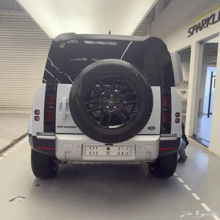 ديفيندر 110 Defender 2023 4