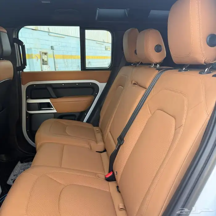 ديفيندر 110 Defender 2023 9