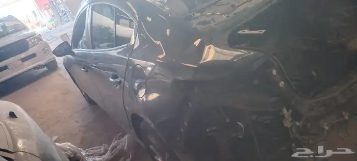 مازدا 2025 مصدوم 4