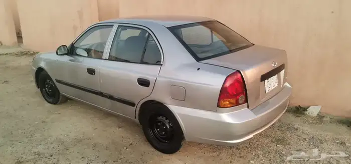 للبيع سيارة اكسنت موديل 2005 غير مجدد وغير مفحوص لوحة مميز 1