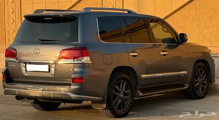 لكزس LX570 فل 2014 سعودي 3