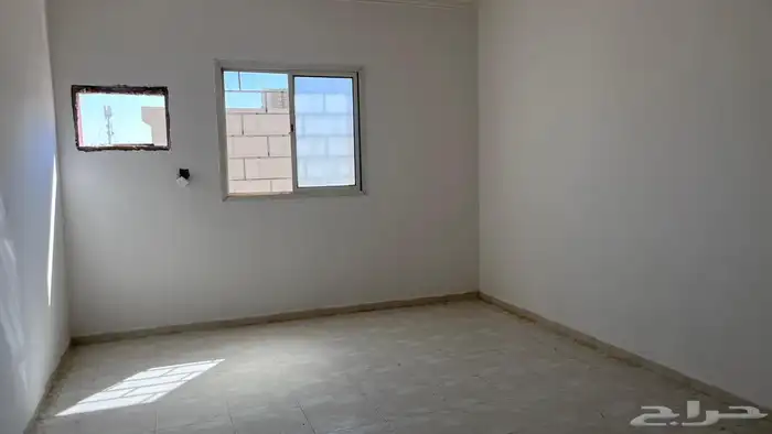 شقة للإيجار حي الرمال 1