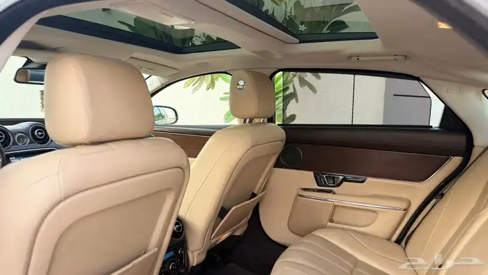 جاكوار XJ فل كامل موديل 2014 21