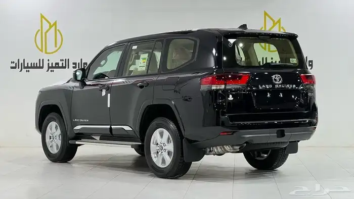 تويوتا لاندكروزر GX.R.2025هدد تنفس طبيعي خليجي بنزين. 3