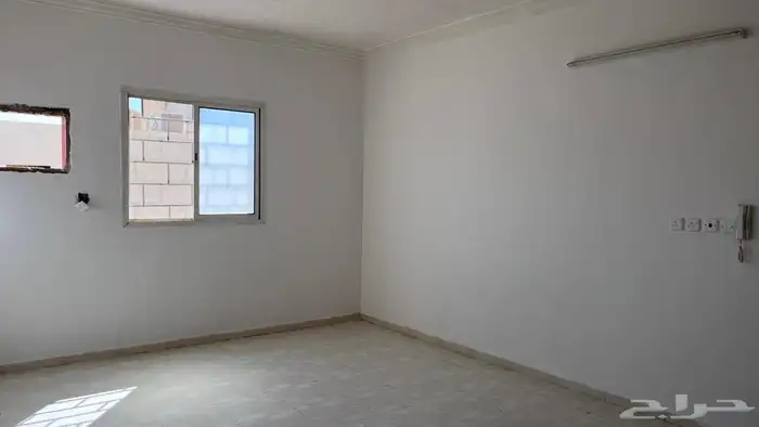 شقة للإيجار حي الرمال 3