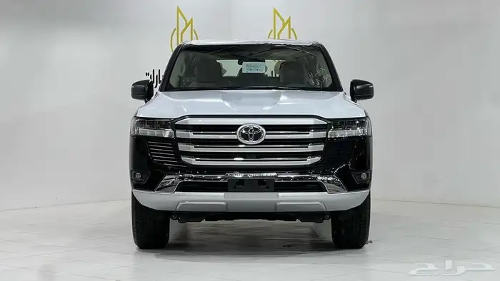 تويوتا لاندكروزر GX.R.2025هدد تنفس طبيعي خليجي بنزين. 2