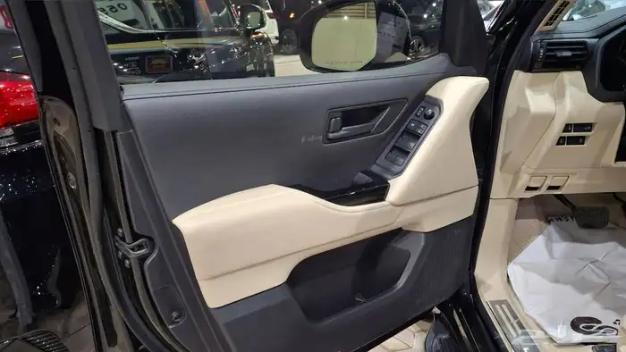 تويوتا لاندكروزر 2024 مستعملة مفحوصة مضمونة مصينة 5