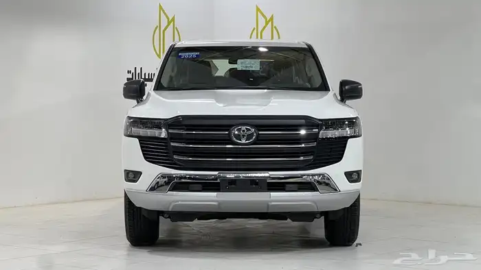 تويوتا لاندكروزر GX.R.2025هدد تنفس طبيعي خليجي بنزين 2