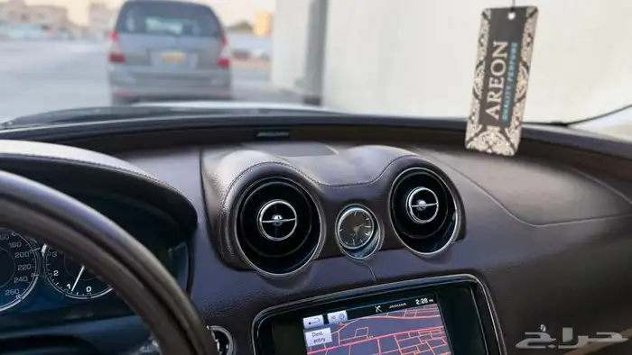 جاكوار XJ فل كامل موديل 2014 11