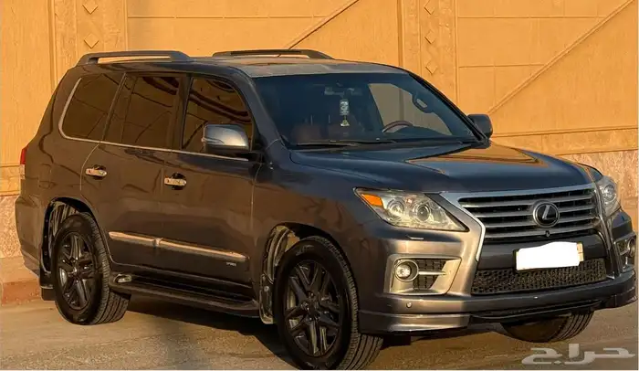 لكزس LX570 فل 2014 سعودي 2
