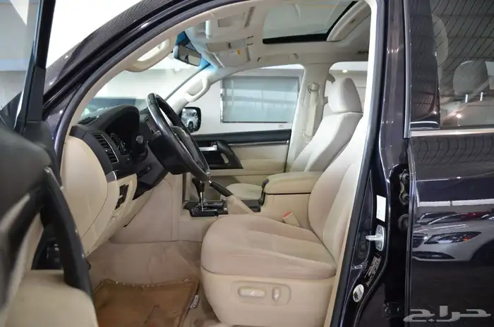تويوتا لاند كروزر GXR 2020 تورنق V8 6