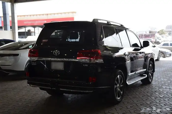 تويوتا لاند كروزر GXR 2020 تورنق V8 2