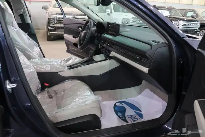 هوندا اكورد نص فل موديل 2025 بسعر 123.050 7