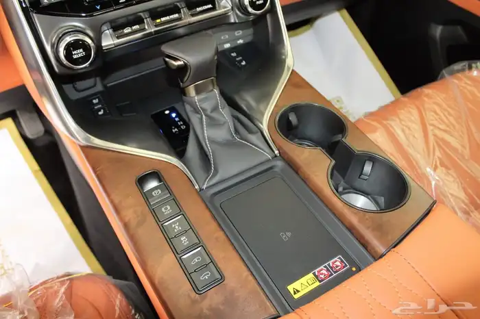 لكزس - LX60 VIP - خليجي - 2025 - فل كامل 13