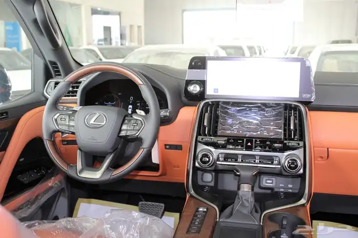 لكزس - LX60 VIP - خليجي - 2025 - فل كامل 16