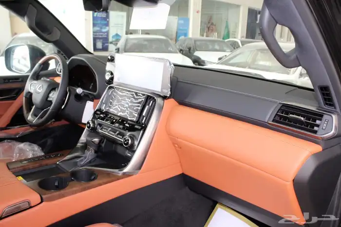 لكزس - LX60 VIP - خليجي - 2025 - فل كامل 6
