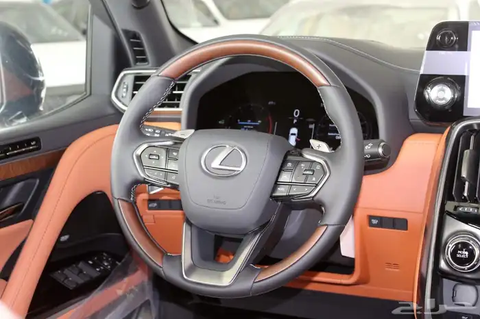 لكزس - LX60 VIP - خليجي - 2025 - فل كامل 7