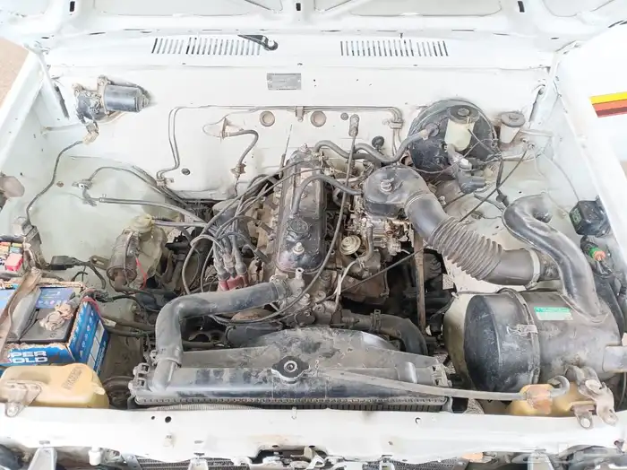 هايلكس 1984م غمارة 12