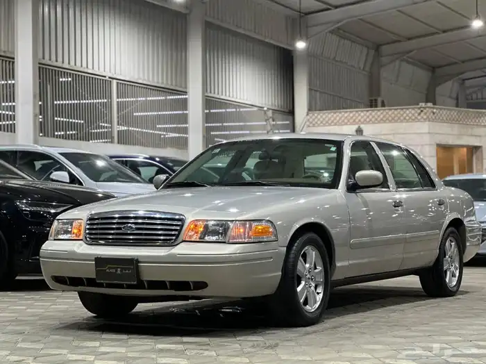 فورد فكتوريا موديل 2008 2