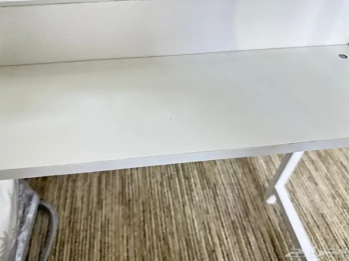 طاولة للبيع مكتب 2