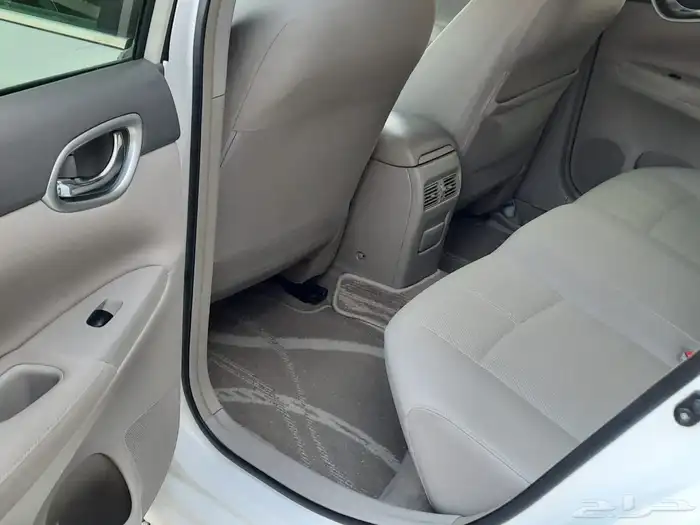 نيسان سنترا 2020 10