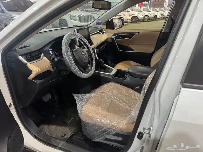 راف 2024 بنزين فل كامل سعودي مكينه 2.0 بحالة الوكالة 6