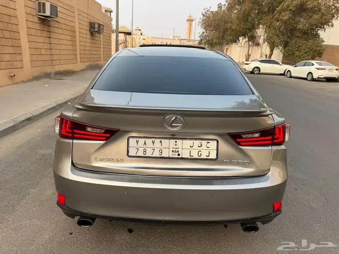 لكزس is350 2015 سعودي 9