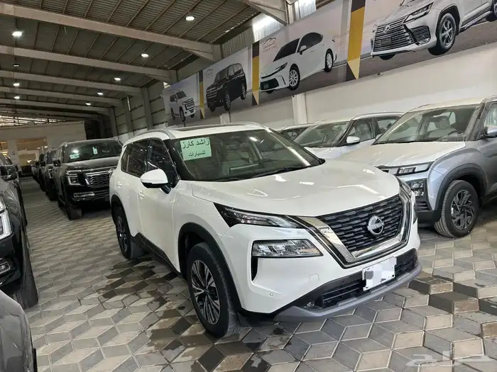 نيسان اكستريل 7 مقاعد SV بلس 2023 عداد 23 آلف كيلو 1