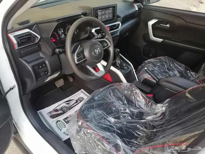 للبيع تويوتا رايز الموديل 2023 بحالة ممتازة جدا 18