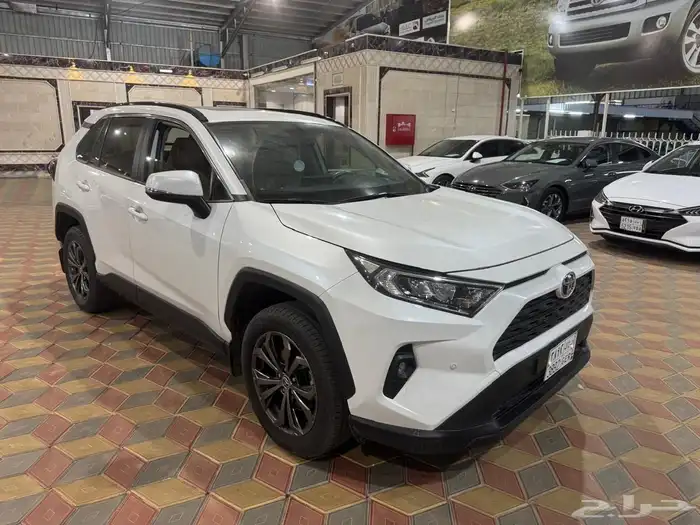 راف 2024 بنزين فل كامل سعودي مكينه 2.0 بحالة الوكالة 1