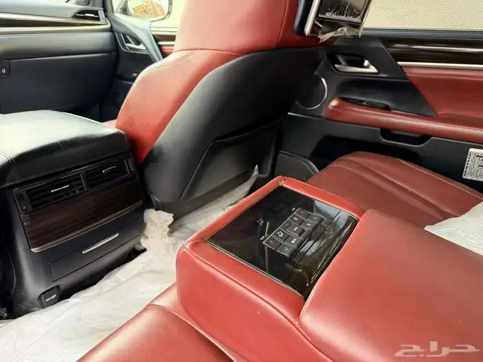 لكزس 2017 LX570 فل DD سعودي 30