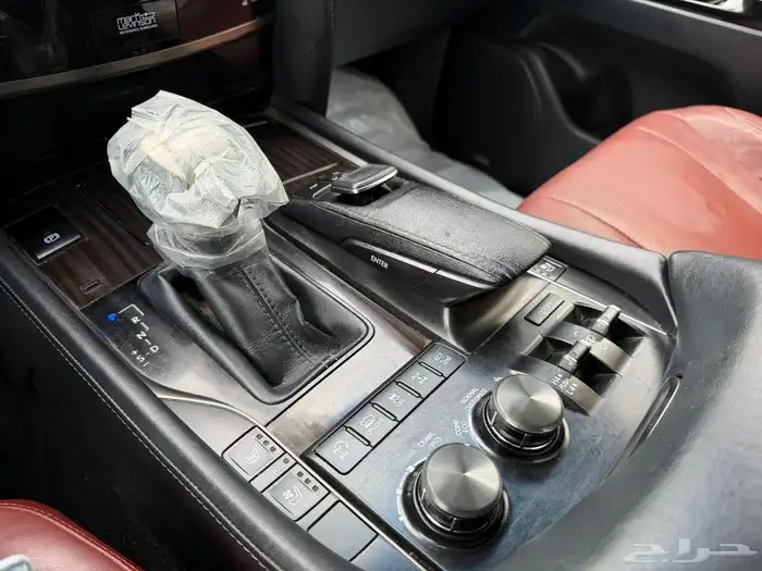 لكزس 2017 LX570 فل DD سعودي 16