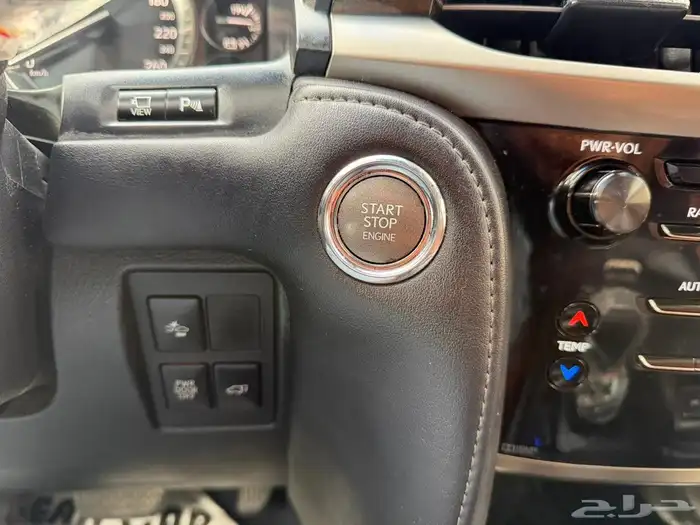 لكزس 2017 LX570 فل DD سعودي 17