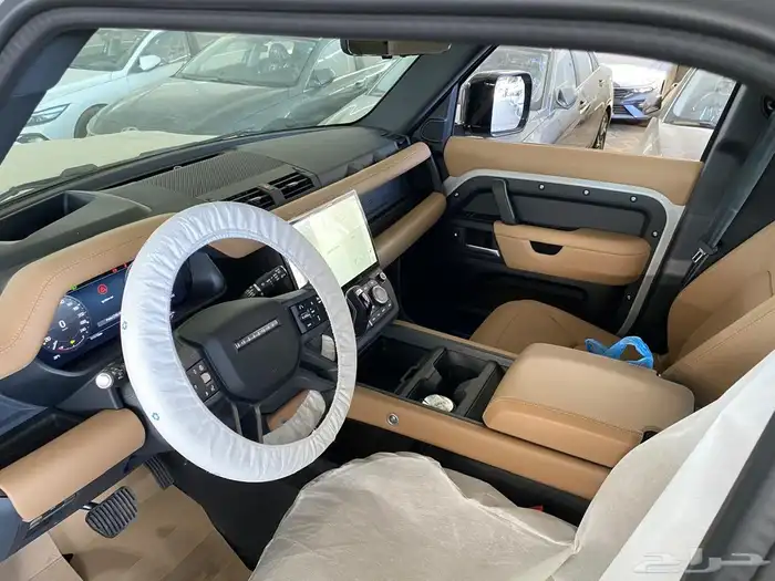 لاند روفر ديفندر 6 سلندر فل كامل موديل 2026 سعودي الناغي 5