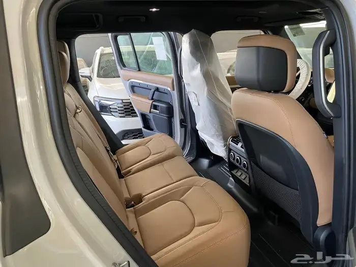 لاند روفر ديفندر 6 سلندر فل كامل موديل 2026 سعودي الناغي 7