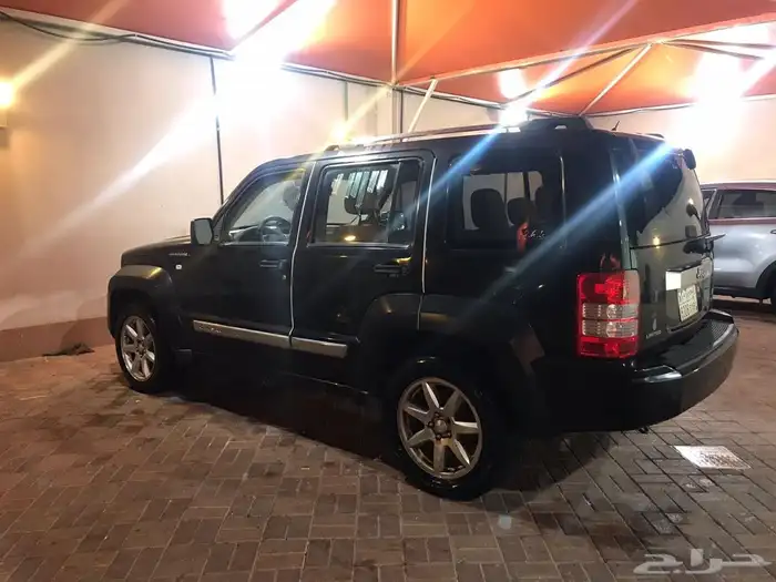 جيب ليمتد موديل 2010 تشليح قطع غيار فقط 1