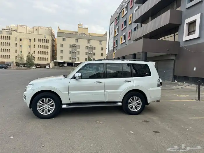 باجيرو 2017 فل كامل 3800 3