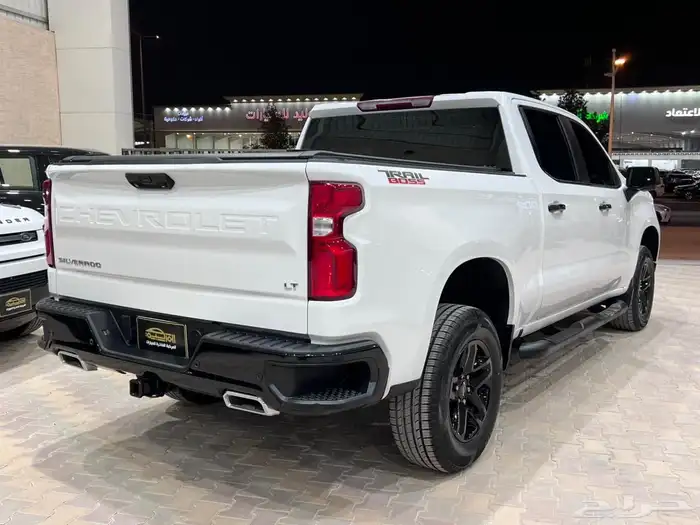 شيفروليه سيلفرادو موديل 2023 6