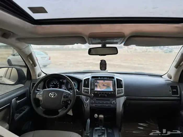 جيب لاند كروزر 2010 11