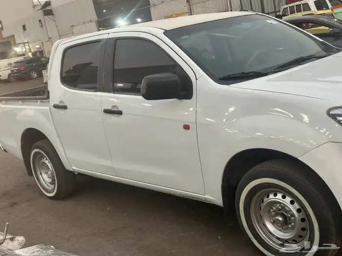 سوزو 2013 مكينه كبيره 3000 كهرب تيربو 3