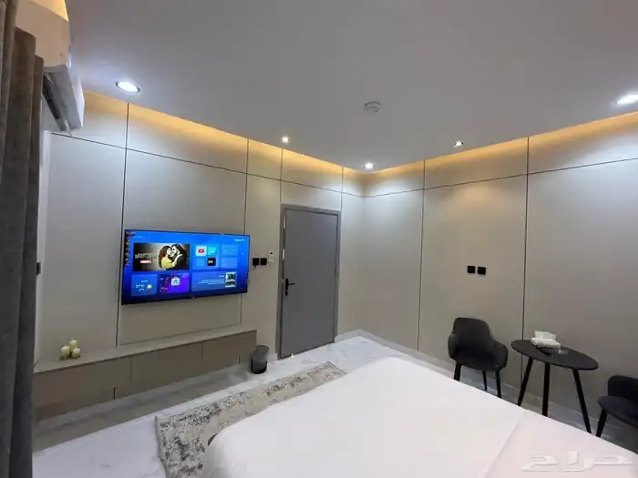 سرير ومرتبه وديكور 0