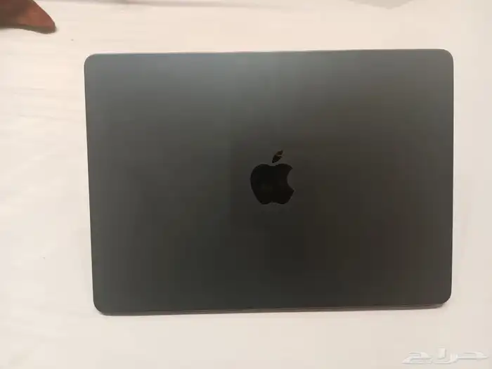 ماك بوك اير ام3 الرام 16 والقيقا 512 3
