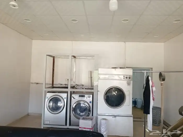 مغسلة ملابس أمريكي مع نشافات للبيع بسعر 30الف 0