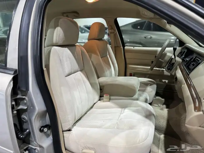 فورد فكتوريا موديل 2008 9